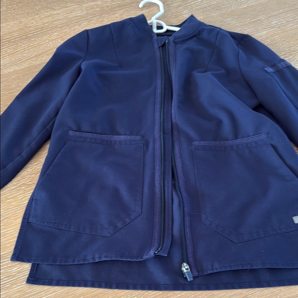 FIGS Technical Collection Jacket in navy